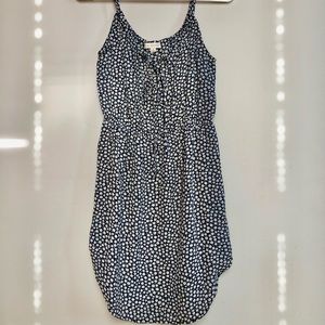 Never worn, in perfect condition. Marked as a small, fits true to size. Floral!